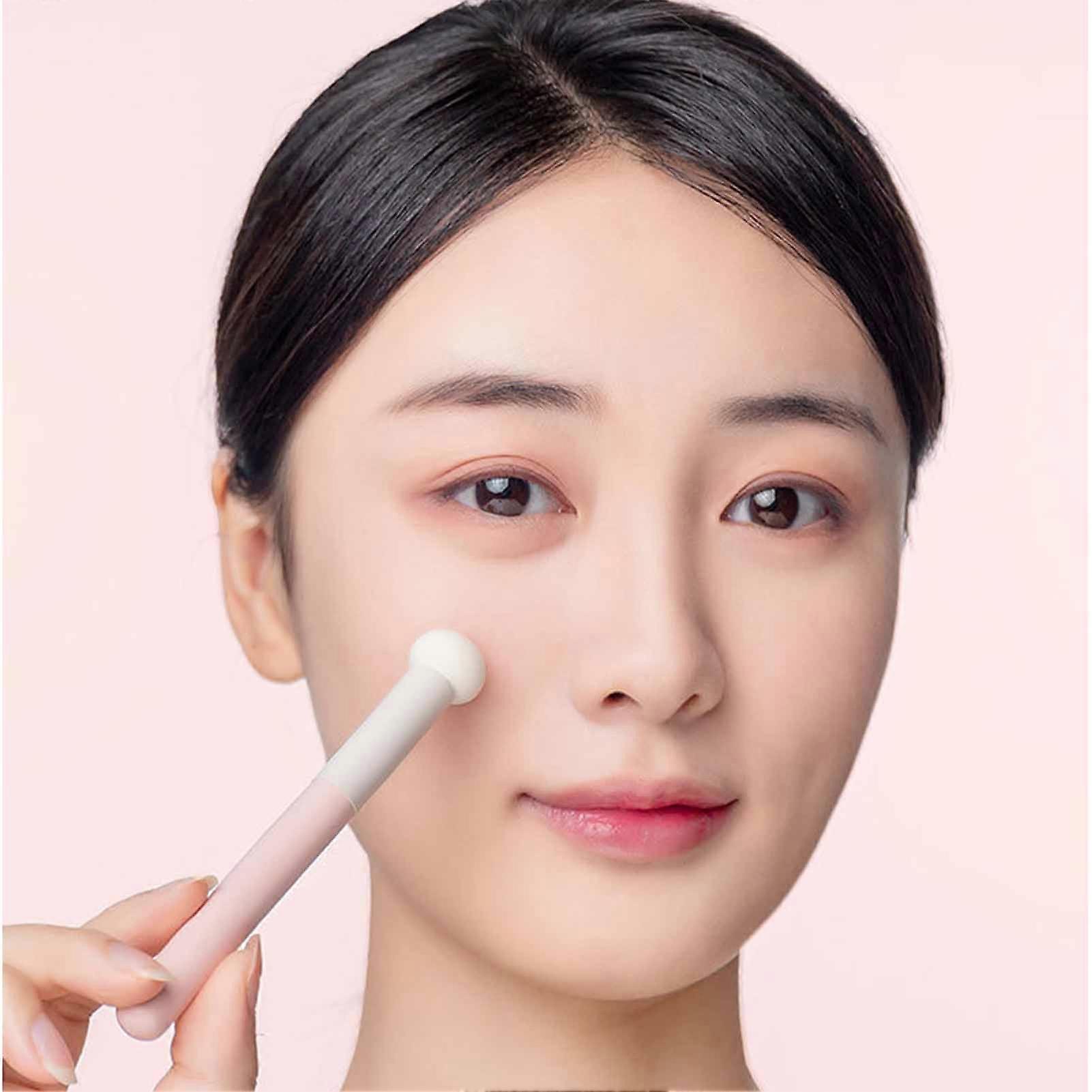 Ergonomic Sponge Concealer Brush with Mushroom Head for Flawless Makeup