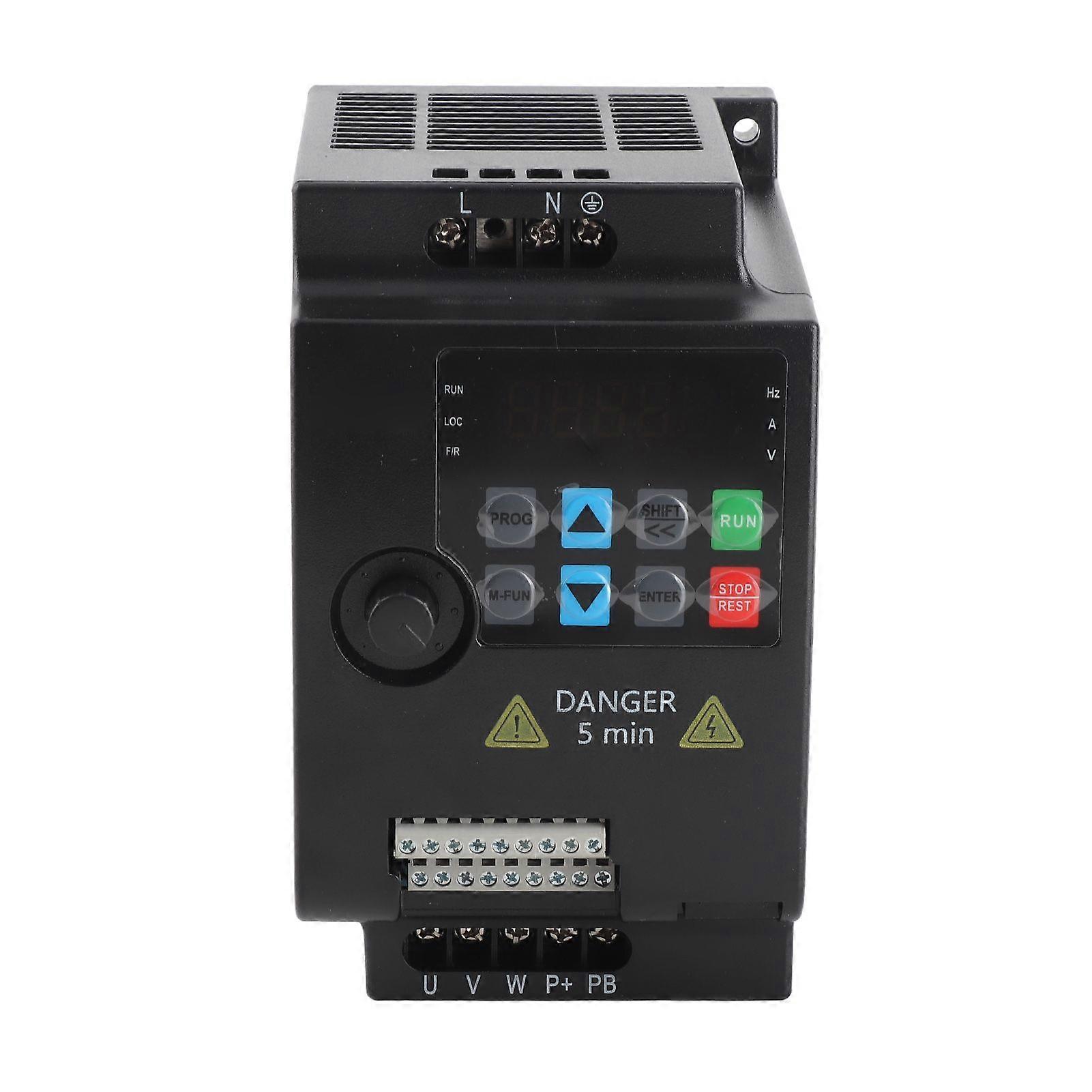 SKI7800D75G1 Mini Frequency Converter Inverter 1Phase 220V to 3Phase 220V (220VAC 0.75kW)