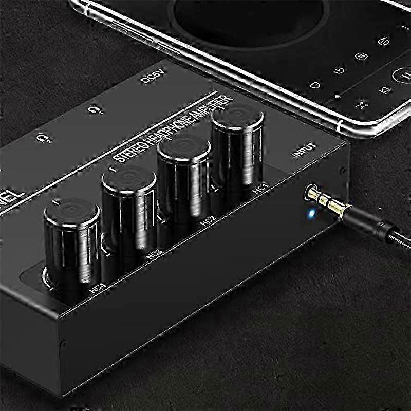 Audio splitter for multiple listeners with 4-channel amp