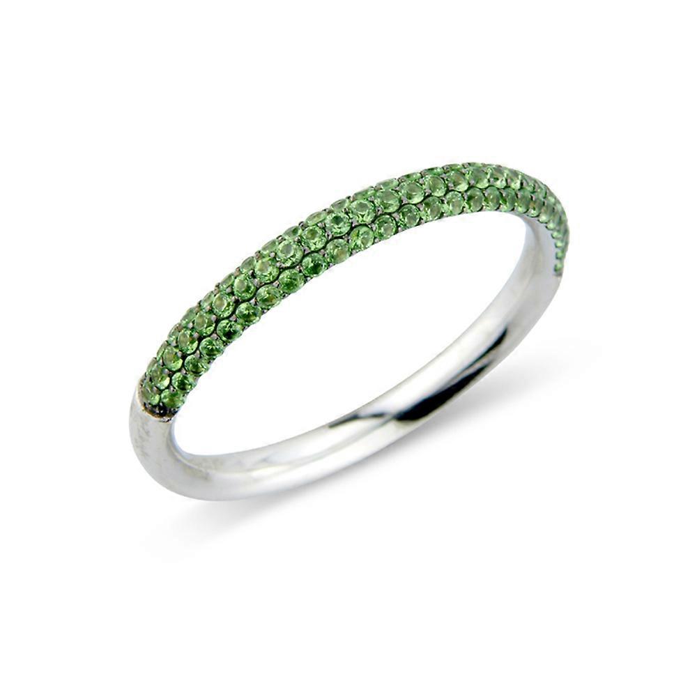 Jewelco London 18K 白金绿色石榴石密镶永恒结婚戒指 - 2.5 毫米