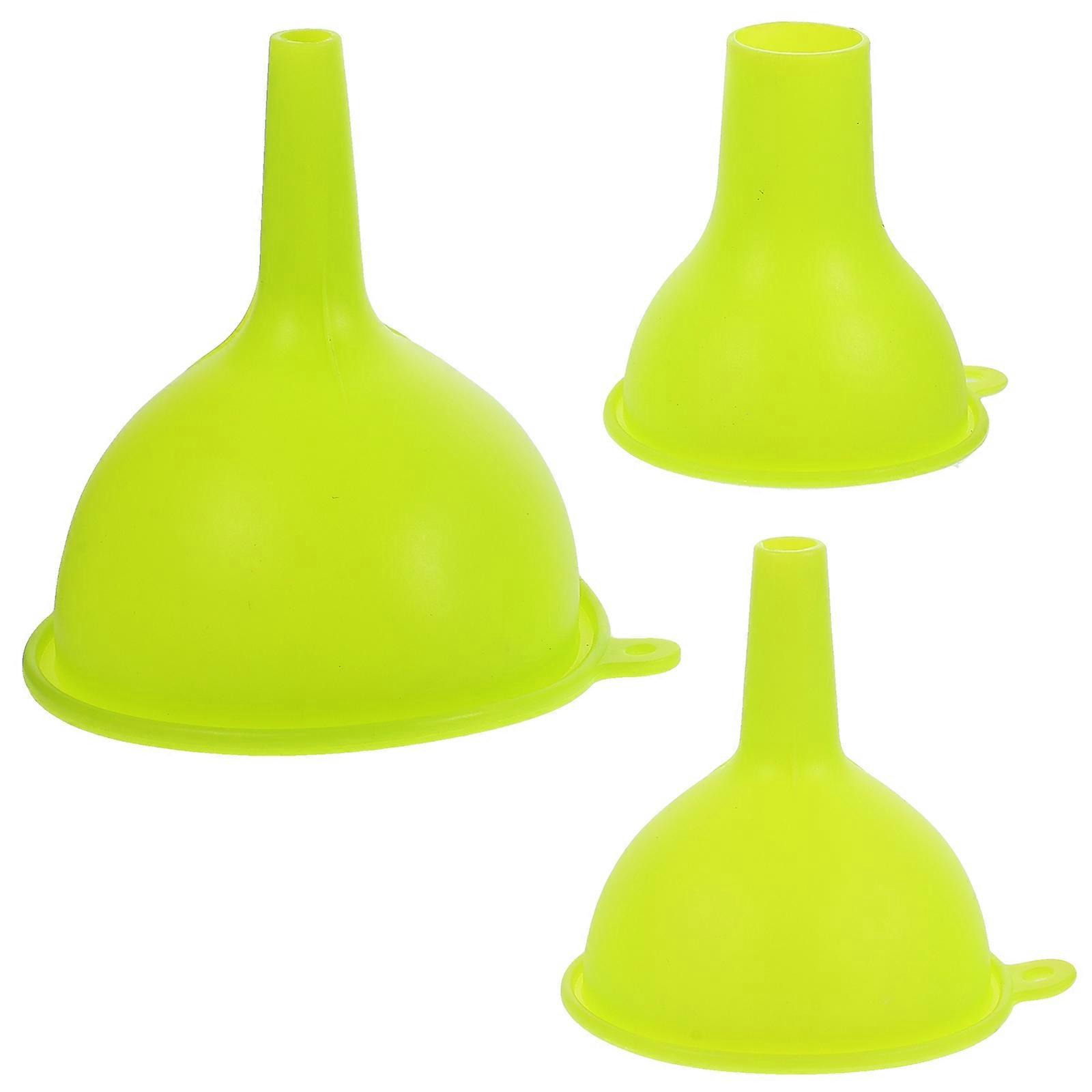 3Pcs Kitchen Funnel Set For Filling Bottles Using In Home Cooking With Green Silicone Material