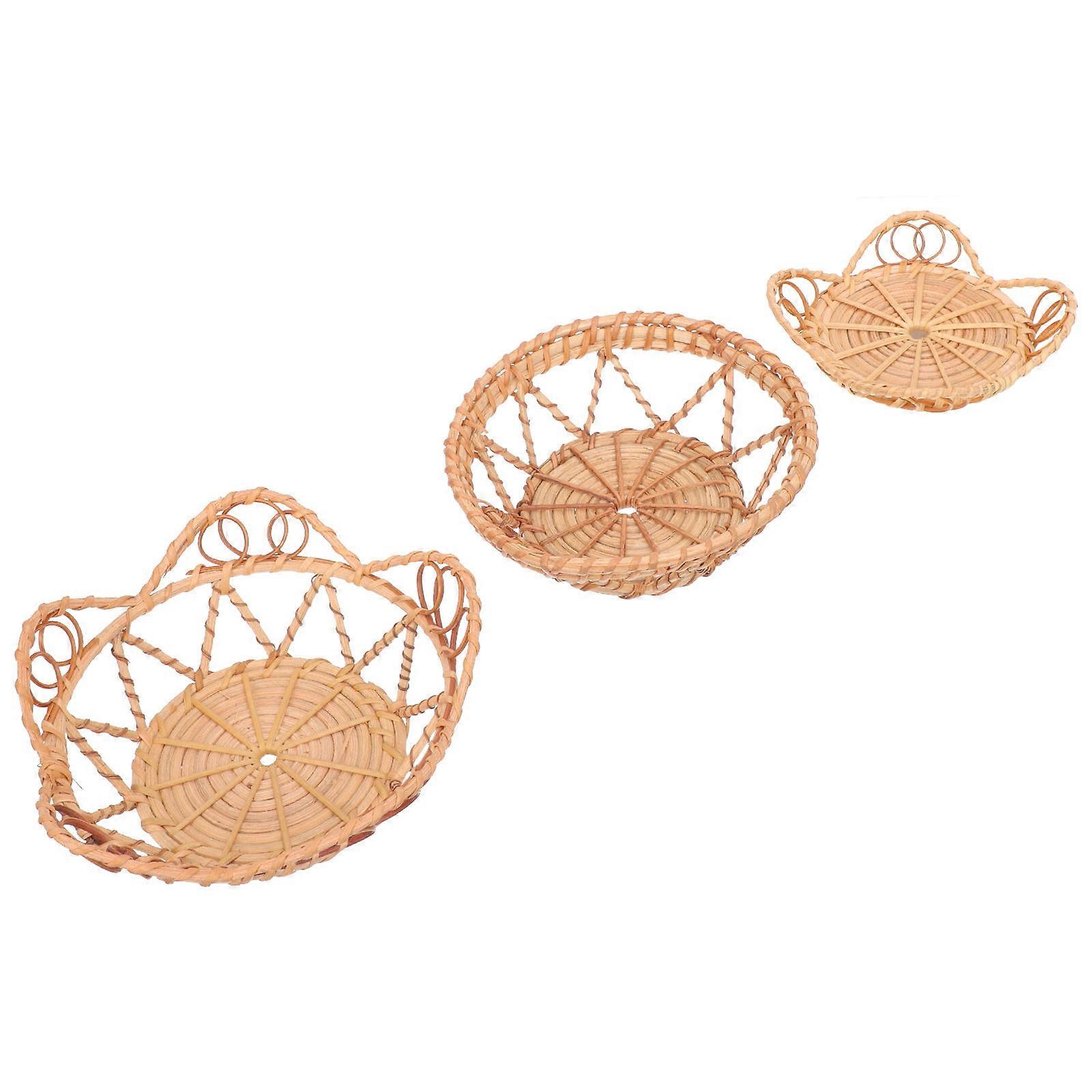Functional Rattan Basket Decor, Elegant Craftsmanship for Your Walls
