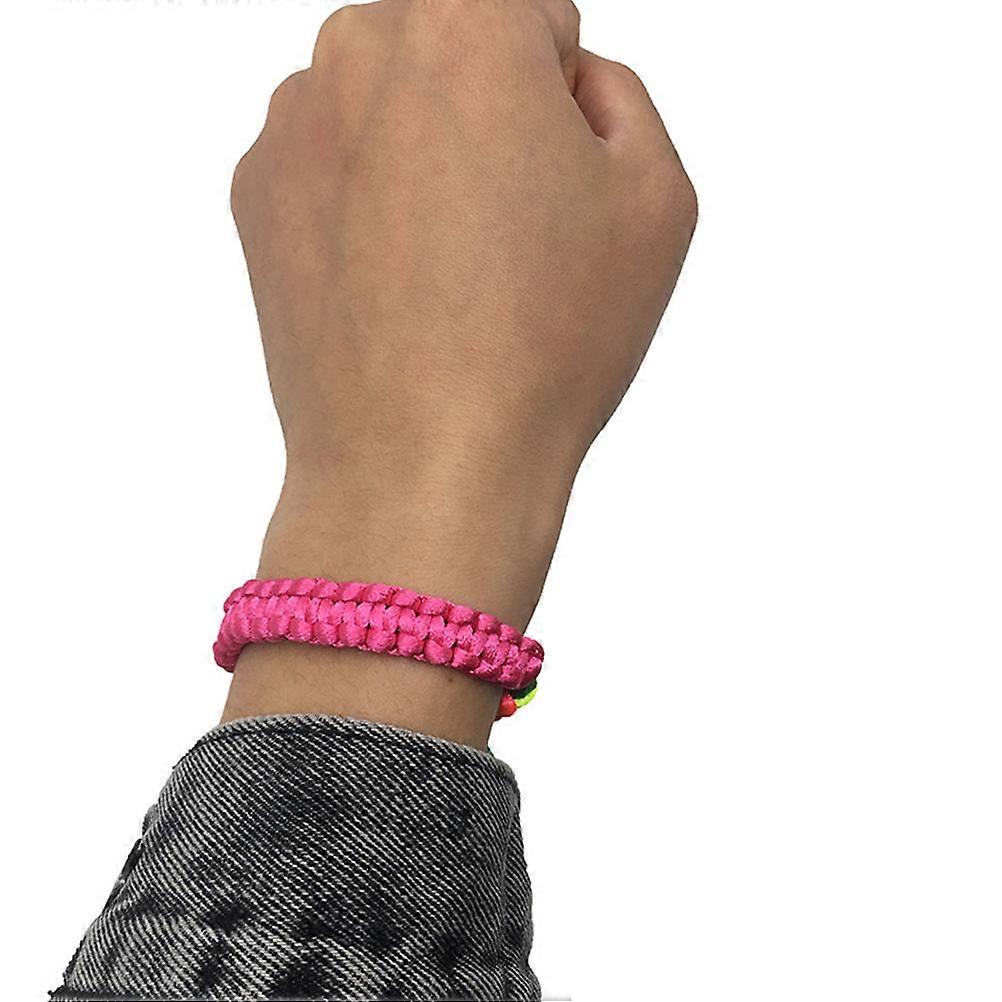 Entertaining finger string, stimulates creativity in kids, easy to carry around