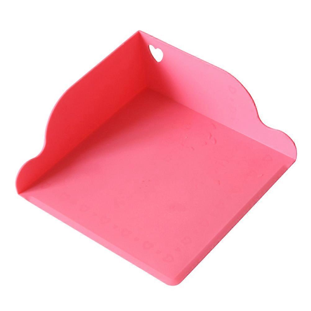 Practical Plastic Cutting Board for Kitchen Use with Groove Design 1Pcs