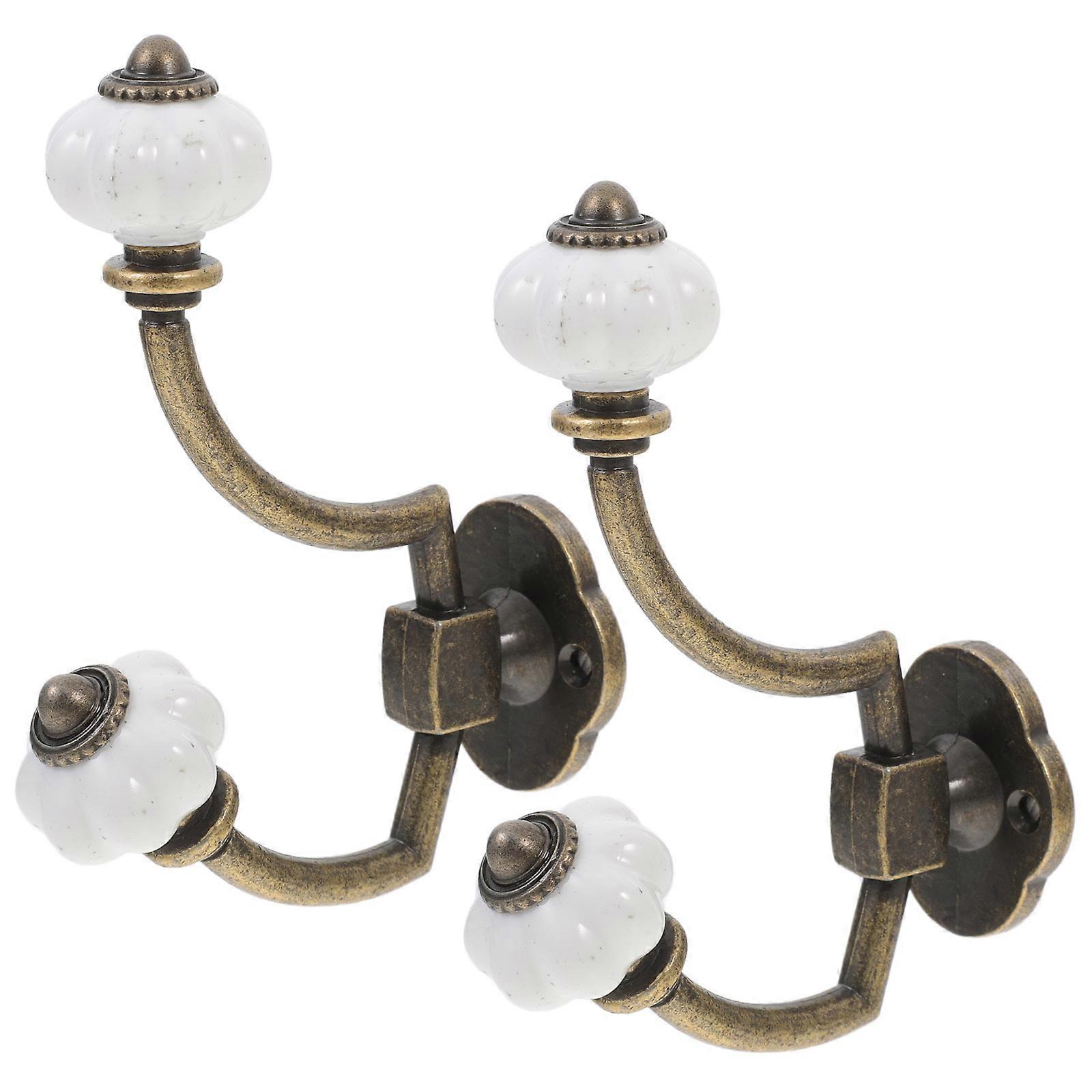 Functional Hooks, Reliable Clothes Hangers Ideal for Bathrooms and Entrances