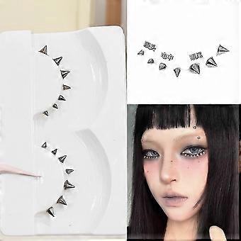Nietenstacheln für die unteren Wimpern – Y2K-Punk-Stil, 3D-Optik, kantige Ästhetik