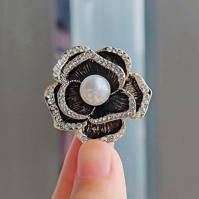 Dazzling Pearl Camellia Brooch - Elegant Women's Accessory