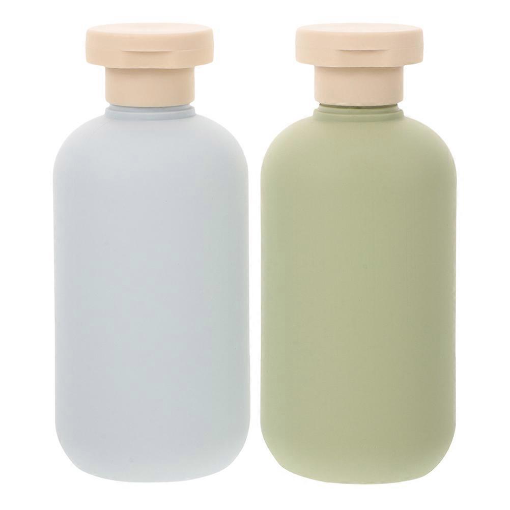 2pcs Refillable Travel Shampoo & Conditioner Bottles Flip Cap Dispenser Portable Toiletries Liquid Containers for Home and Travel Use