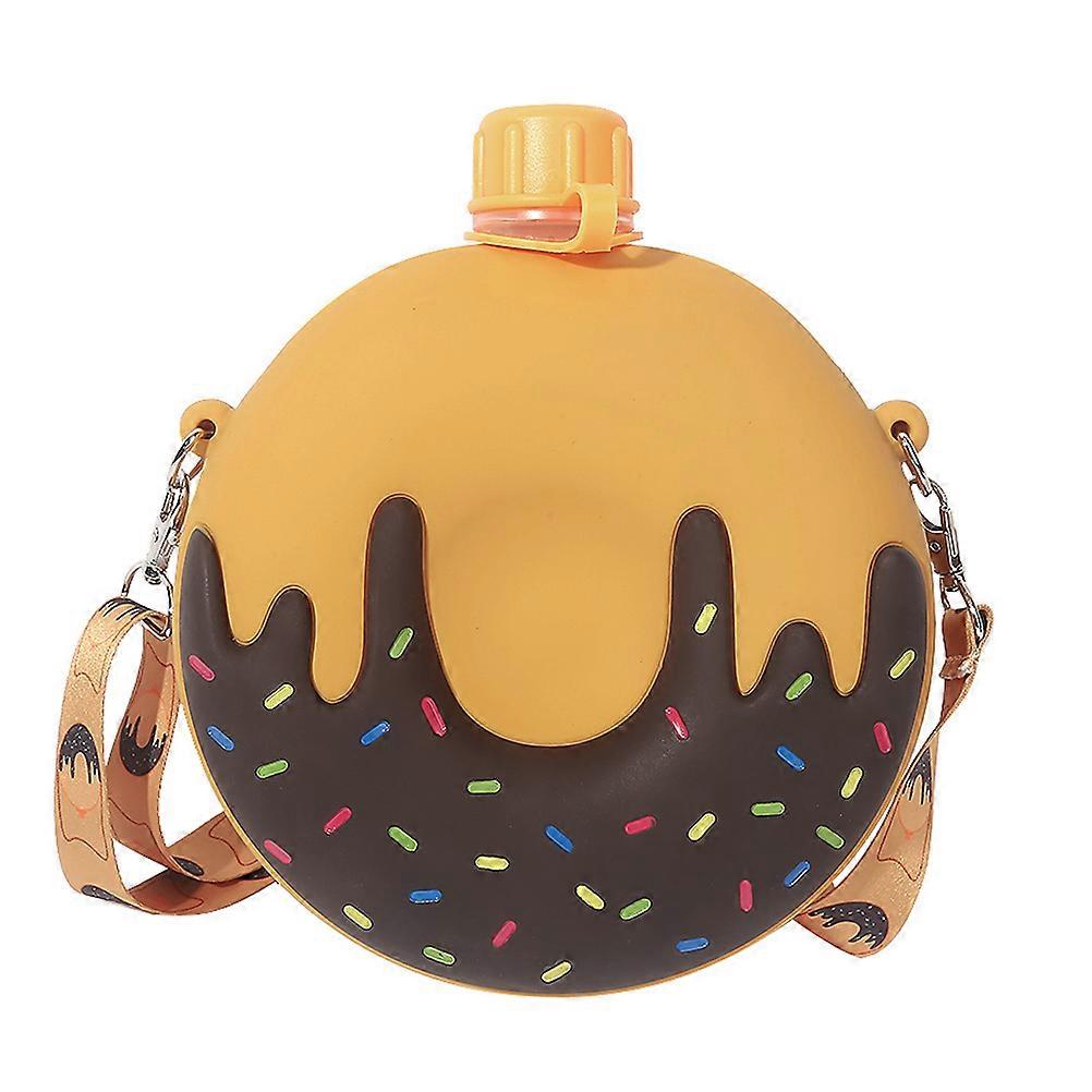 Adorable children bottles, compact doughnut pattern for easy hydration, PP material used