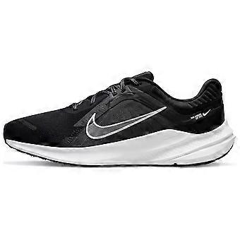 Nike Quest 5 Halksäkra Slitstarka Låga Långdistanslöparskor Sprint Dam Svarta Vita DD9291-002