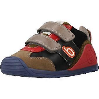 Biomecanics Zapatos 201130 