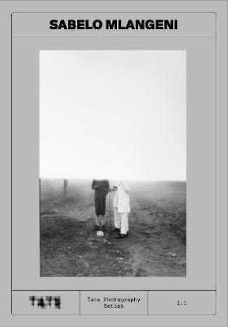 Tate Photography Sabelo Mlangeni Paperback Bog