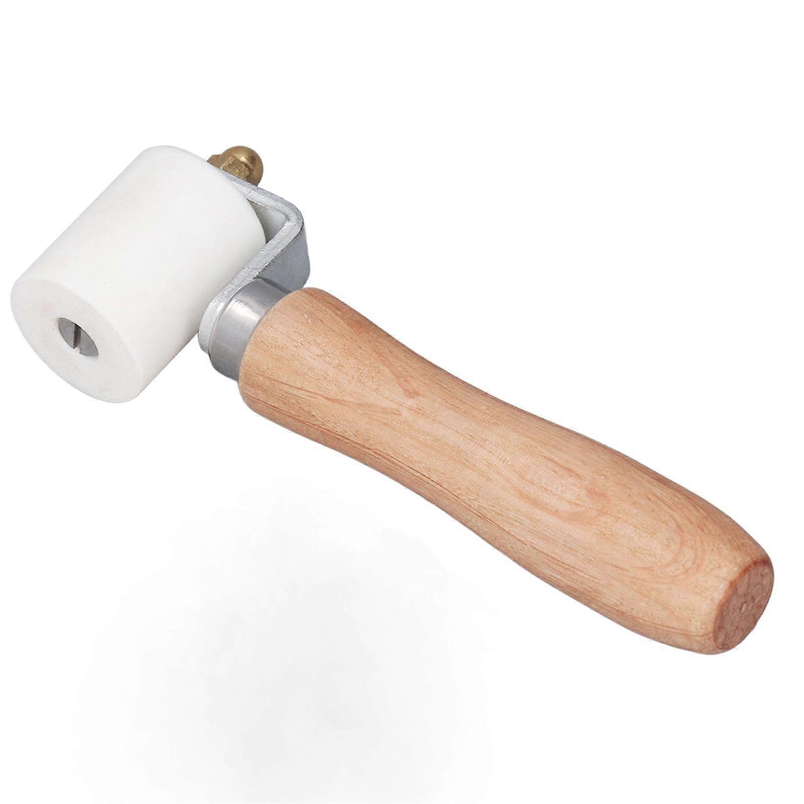 temperature resistant seam roller with wooden handle, ergonomic quilting roller with wide range of applications, efficient design.