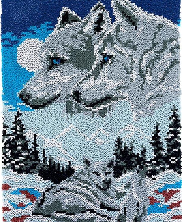 Wolves Love Rug Latch Hooking Kit (58x86cm)