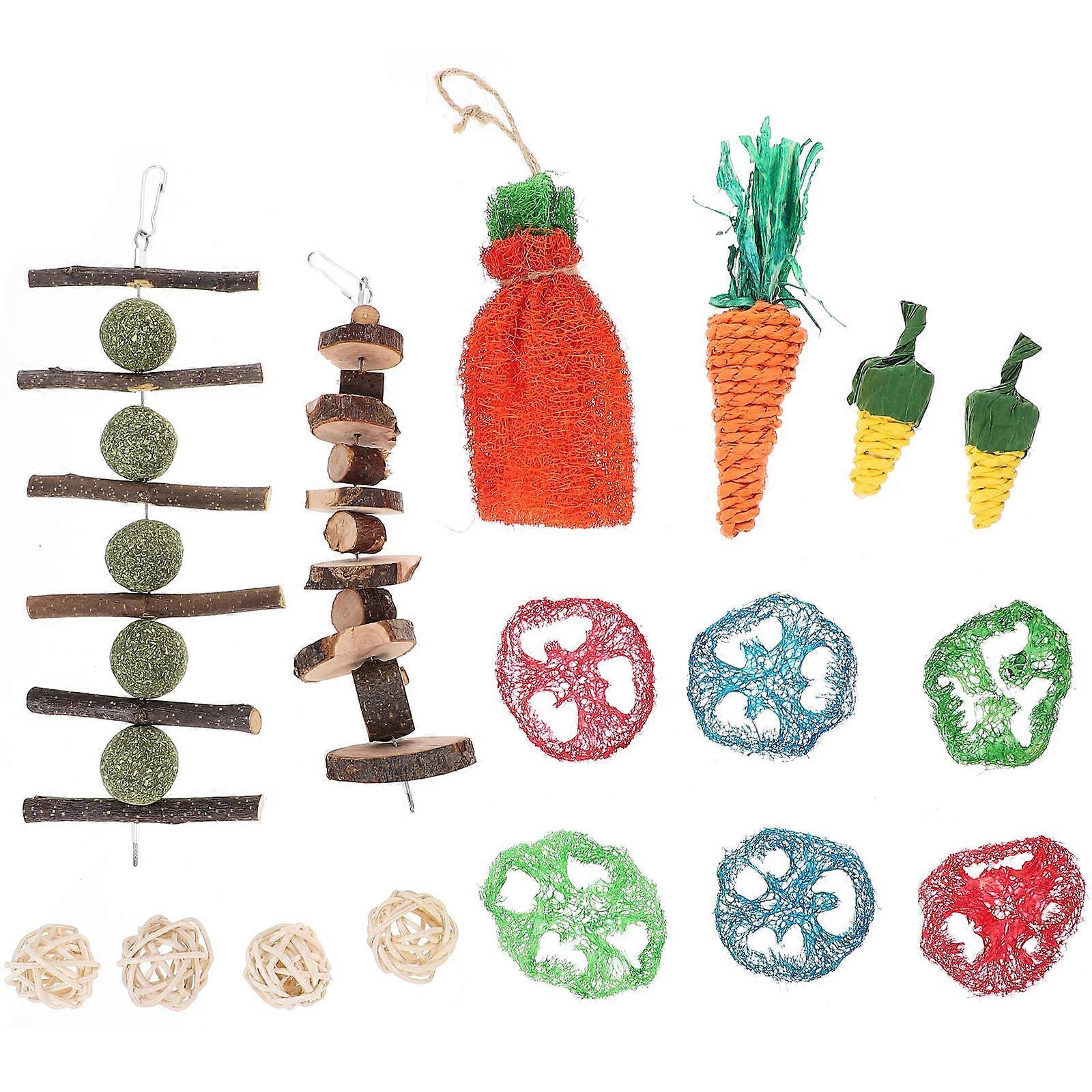Small Animal Chew Toys 32 Pcs Cartoon Design Mental Stimulation For Guinea And Rat