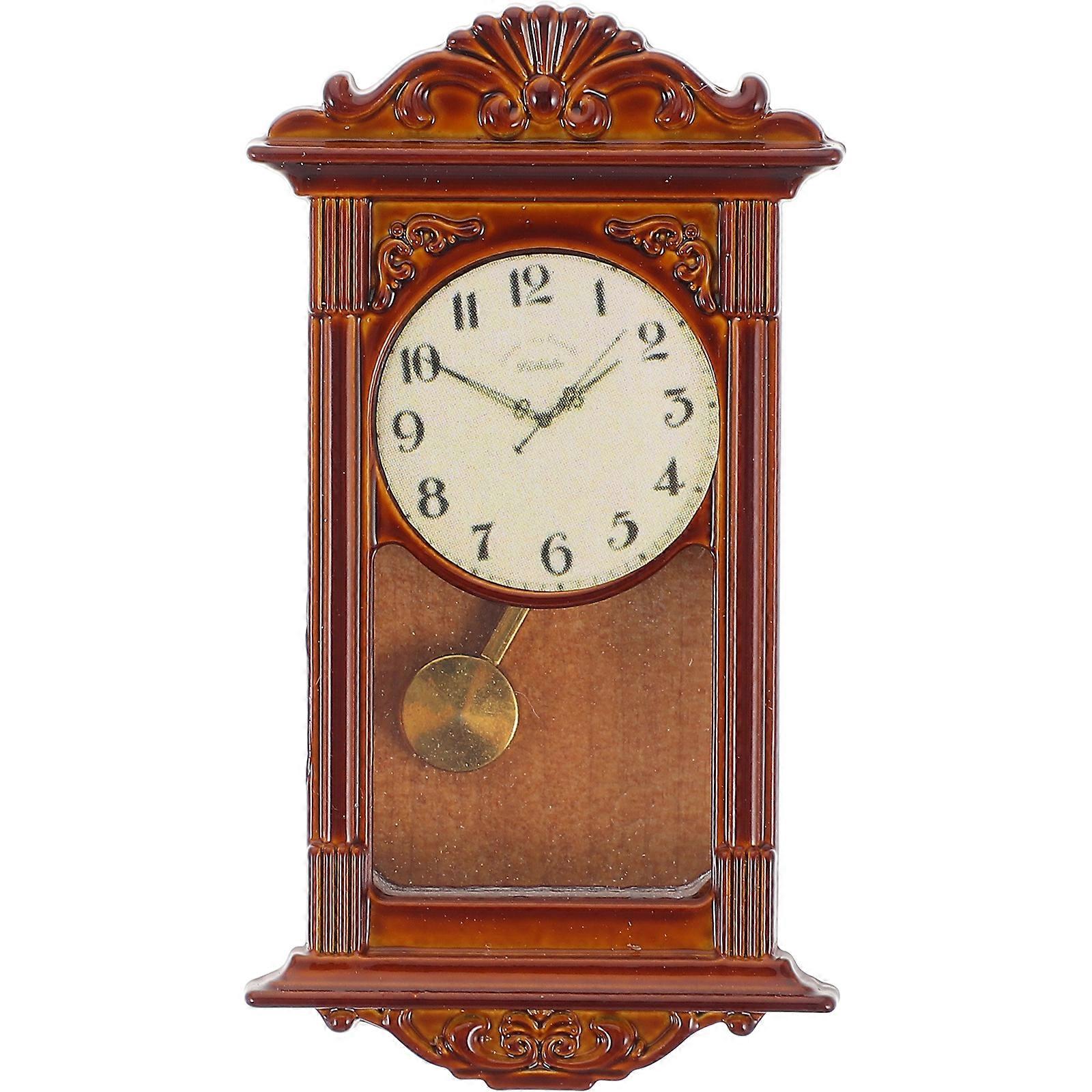 Mini Pendulum Clock Ornament Mini House Clock Ornament Retro Pendulum Clock
