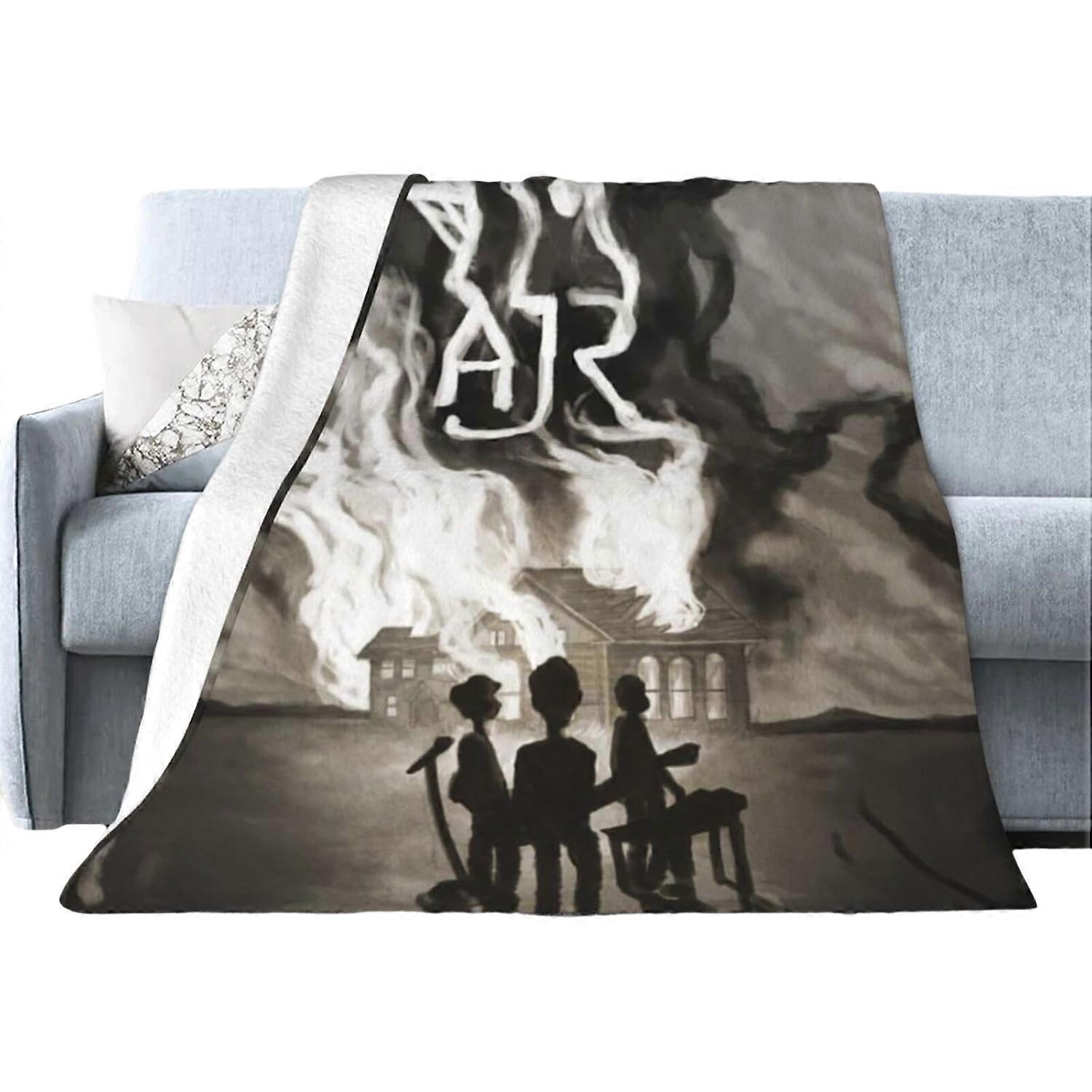 Ultra Soft Flannel Blanket for Boys and Girls, Comfortable Sofa Blanket, Warm Air Conditioning Blanket for All Seasons MR-263