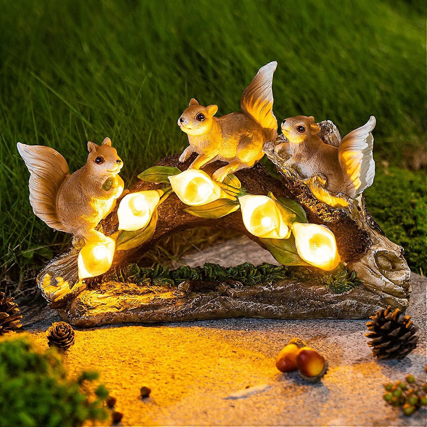 Squirrel Figurines, Solar Statue, Outdoor Decor