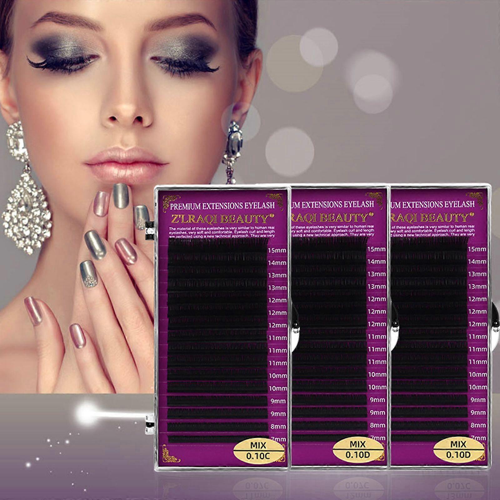 False eyelashes  thick and curly lashes